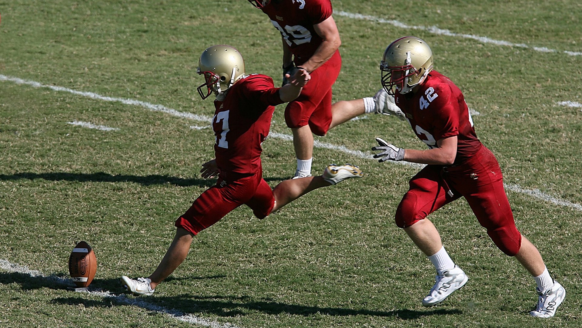 德甲球队分析语音+动作匹配性提升队内战术同步率，德甲球队风格